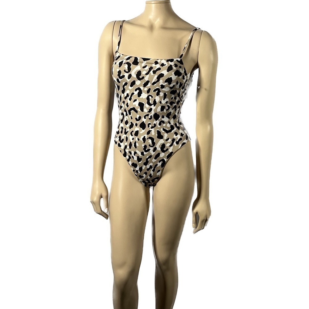 NWT Vitamin A Swim Jenna Onepiece Swimsuit Animalprint Leopard